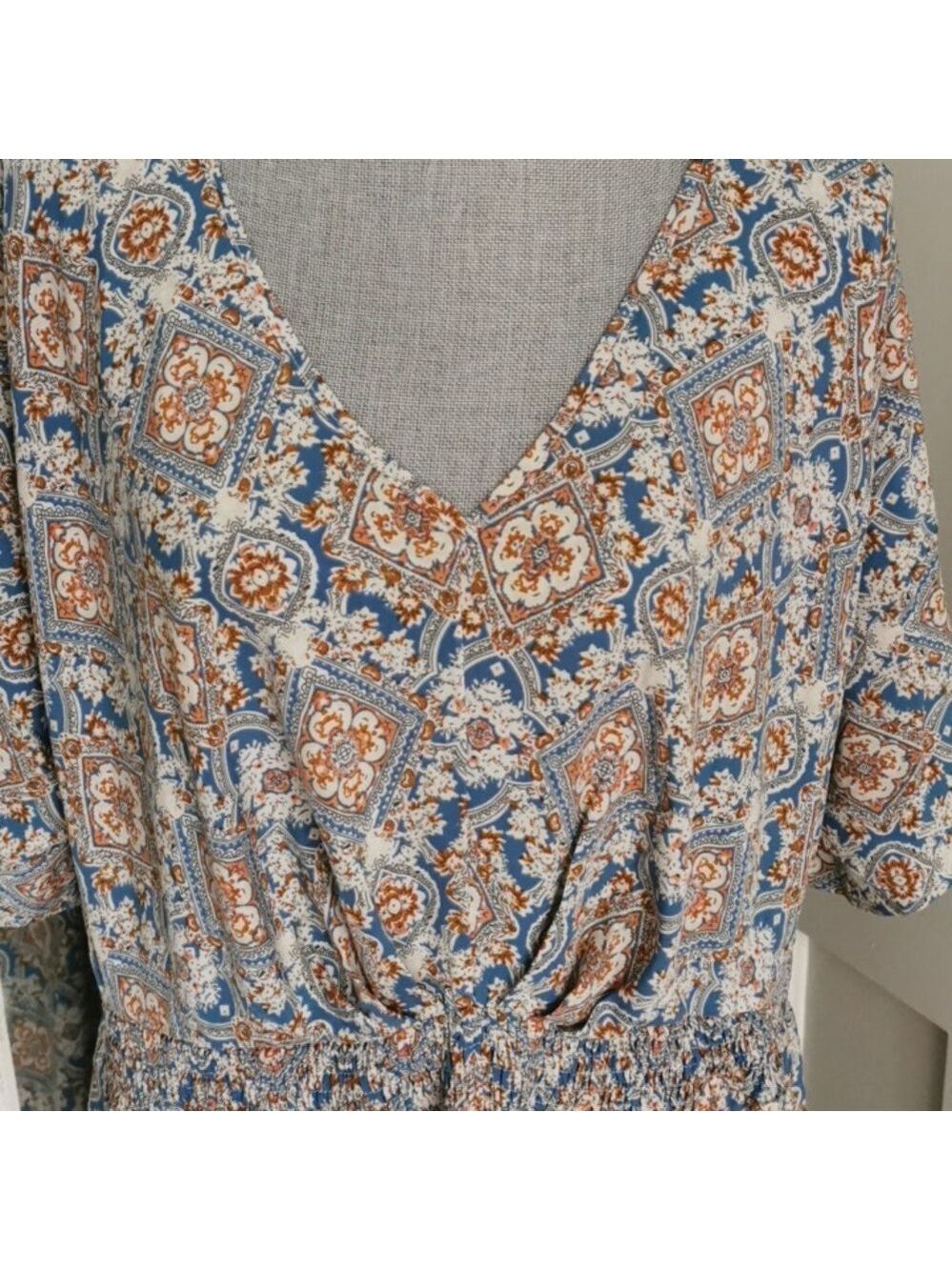 NWT Bloomchic plus fluttersleeve ditzy floral pocket split maxi dress Size 18/20 - Picture 4 of 9